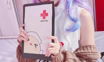 闪光灯下的Sayo Momo：星穹铁道大黑塔，COS得太好我是羡慕嫉妒恨！